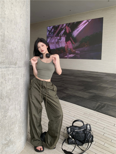 Real shot real price retro overalls female hot girl low waist wide leg pants casual loose paper bag pants