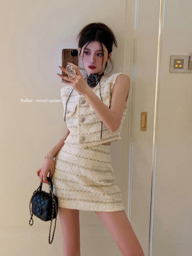 Real shot real price Xiaoxiangfeng fashion suit sleeveless vest top high waist skirt two-piece set