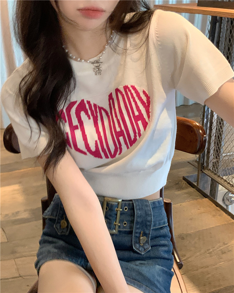 Retro love short knitted sweater spring and summer 2023 new style sweet and cool pullover short-sleeved T-shirt top women's fashion