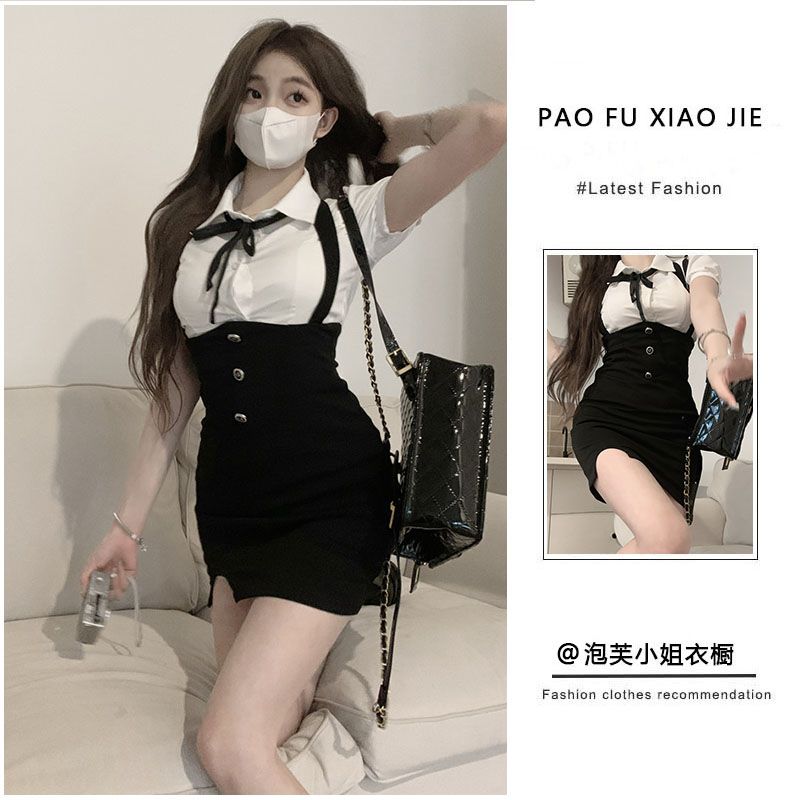 College Wind Girl 2023 Summer New Puff Sleeve Shirt Top Hanging Neck Elastic Hip Skirt Fake Two-piece Set
