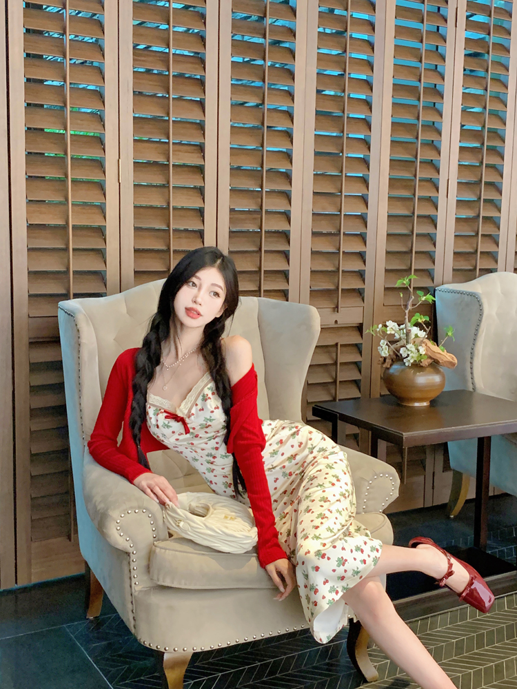 Real price French retro country satin print sling dress cardigan suit skirt