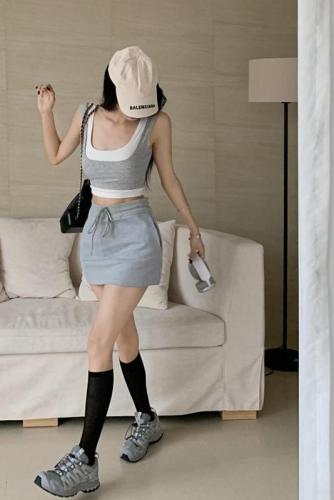 Actual real price hot girl layered two-piece camisole + all-match hip A-line skirt