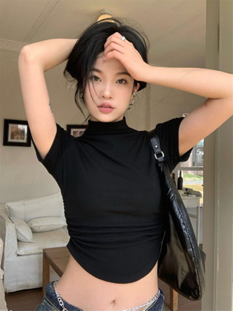 Short slim black half-high collar bottoming shirt female summer hot girl design sense tight short-sleeved t-shirt top