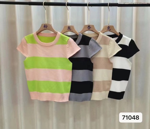 Real price Qiu Rouyao same style hit color front shoulder striped short-sleeved t-shirt female Xia Xiaofei sleeve ice silk top knitted sweater thin