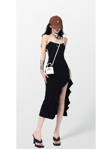 American retro hot girl suspender dress female 2023 summer slit back mother skirt bag hip dress