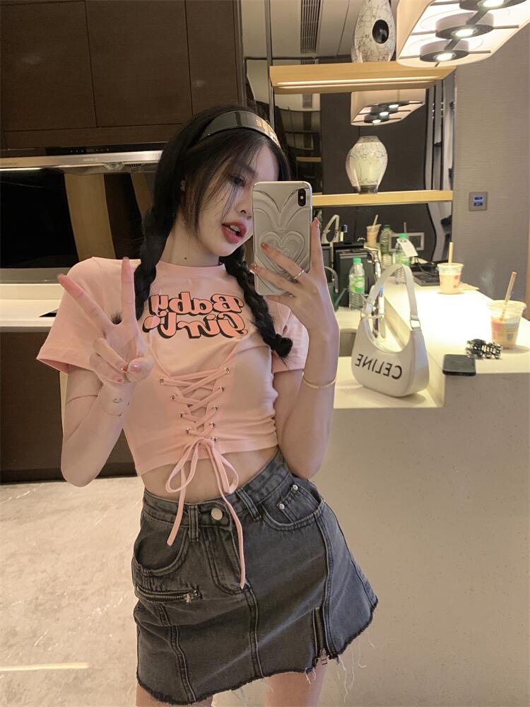 Sweet and spicy strappy short-sleeved front shoulder T-shirt women's 2023 summer slim fit and thin short pink design top