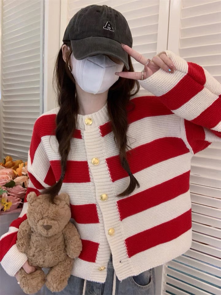 Soft Waxy Striped Knitted Sweater Jacket Cardigan Women's Loose Early Spring and Autumn 2023 New Short Short Tops