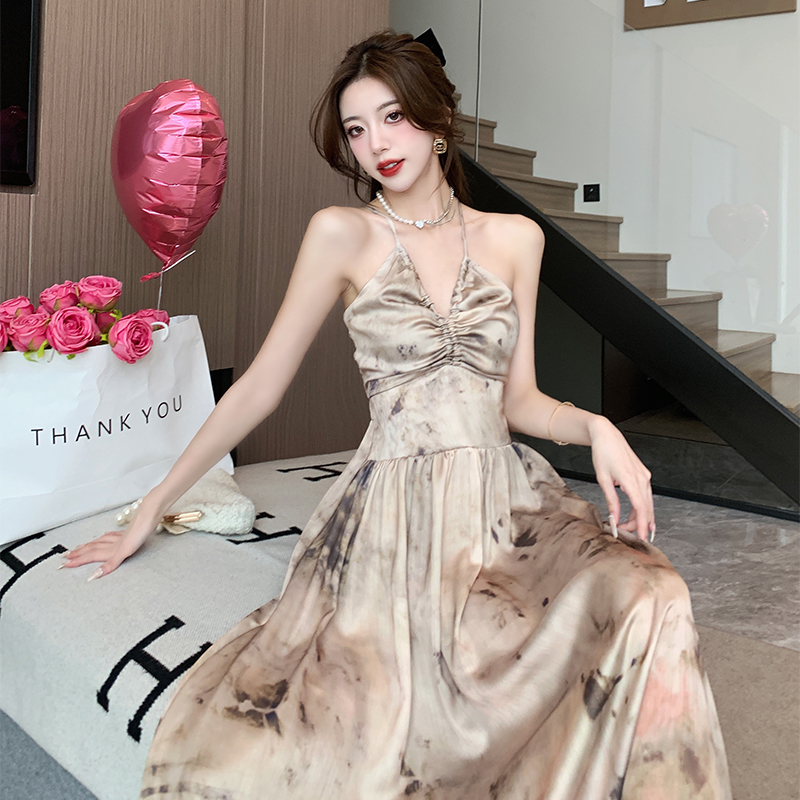 Sweet and spicy wind fried street long skirt summer new backless suspender dress beach seaside holiday style waist waist girl