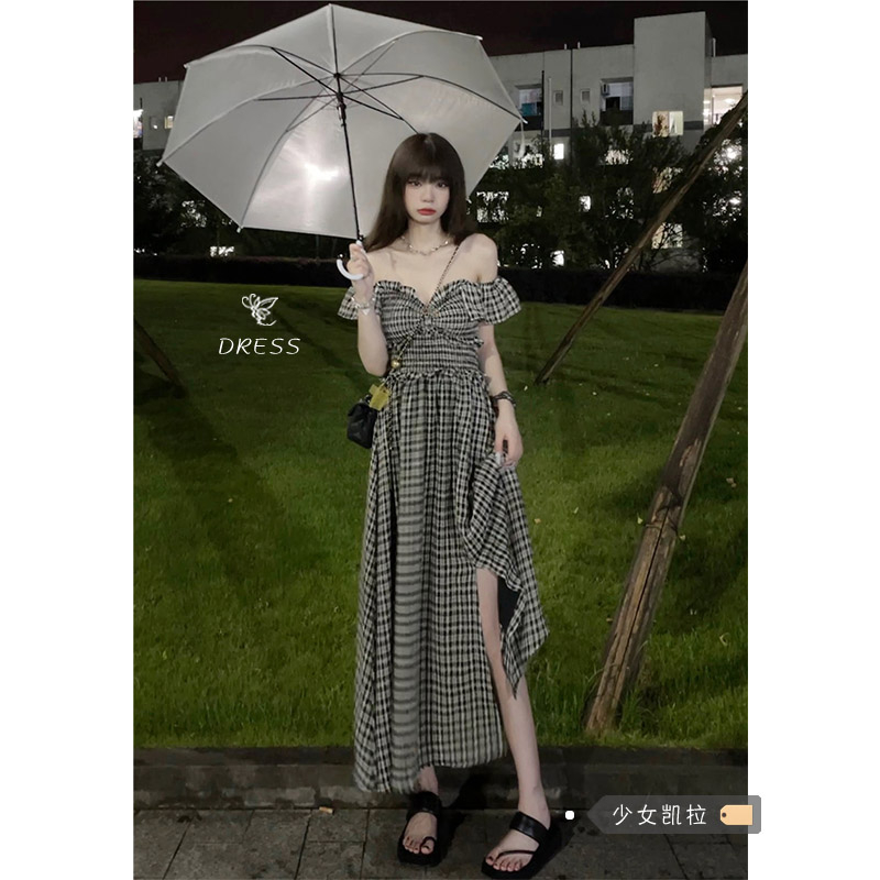French retro one-shoulder plaid dress women's summer dress new waist slit wooden ears mid-length skirt