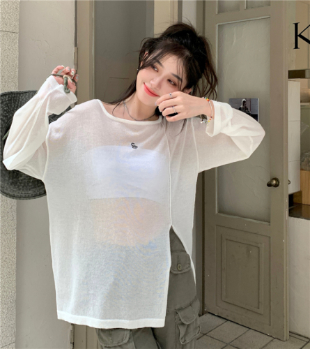 Real price real shot ~ spring and summer ~ 2023 Korean version thin section solid color loose sun protection shirt long sleeve slit top women