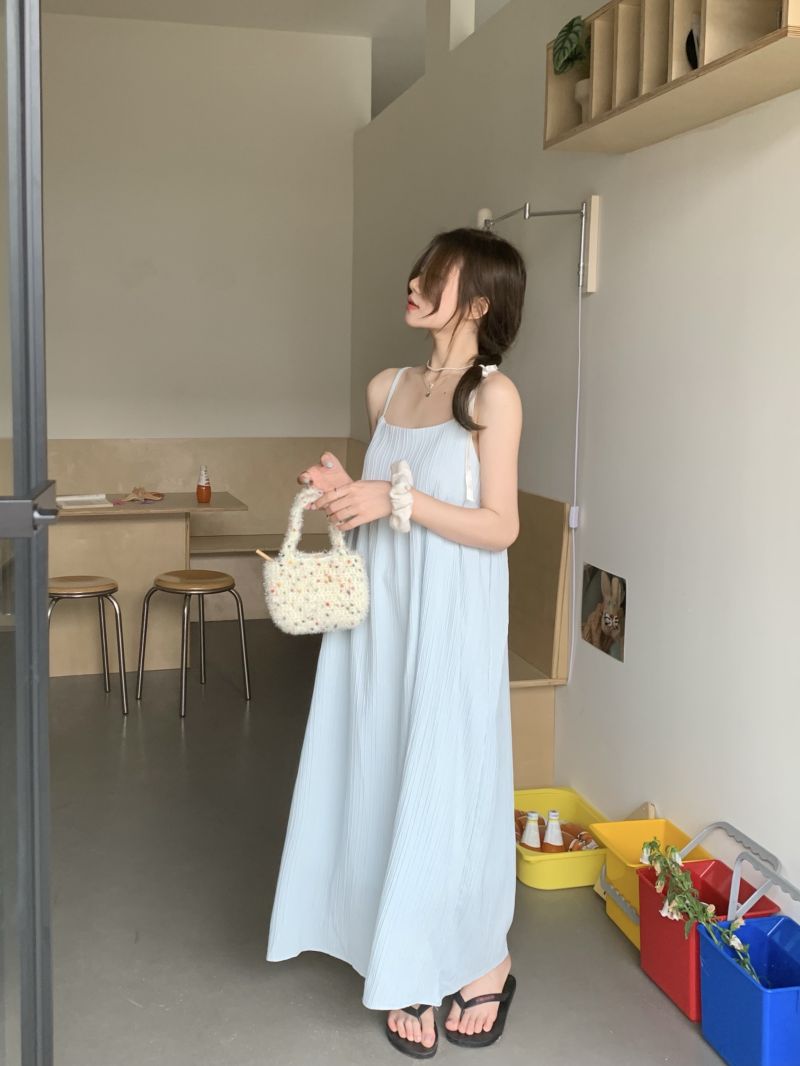 Real price real shot small loose casual solid color backless dress for women