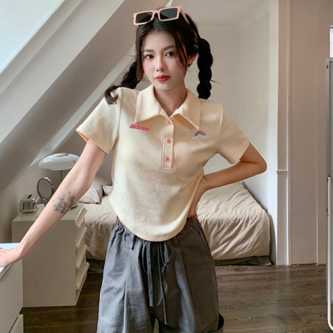 Design sense sweet and spicy short T-shirt female slim embroidery short sleeves front shoulder chic niche