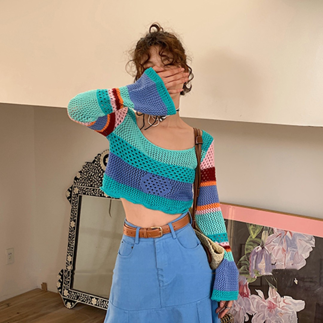 Design sense color contrast hollow short section navel knitwear summer fashion hot girl slim slim sunscreen tops women's fashion