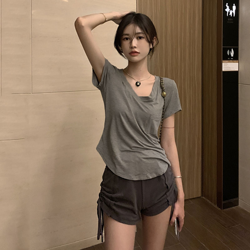 2023 new draped collarbone T-shirt women's summer loose Korean version of the mid-length bottoming shirt short-sleeved casual v-neck top
