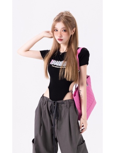 Mo Xinxin hot girl black short-sleeved t-shirt women's summer one-piece dress waist slim one-piece top niche design sense
