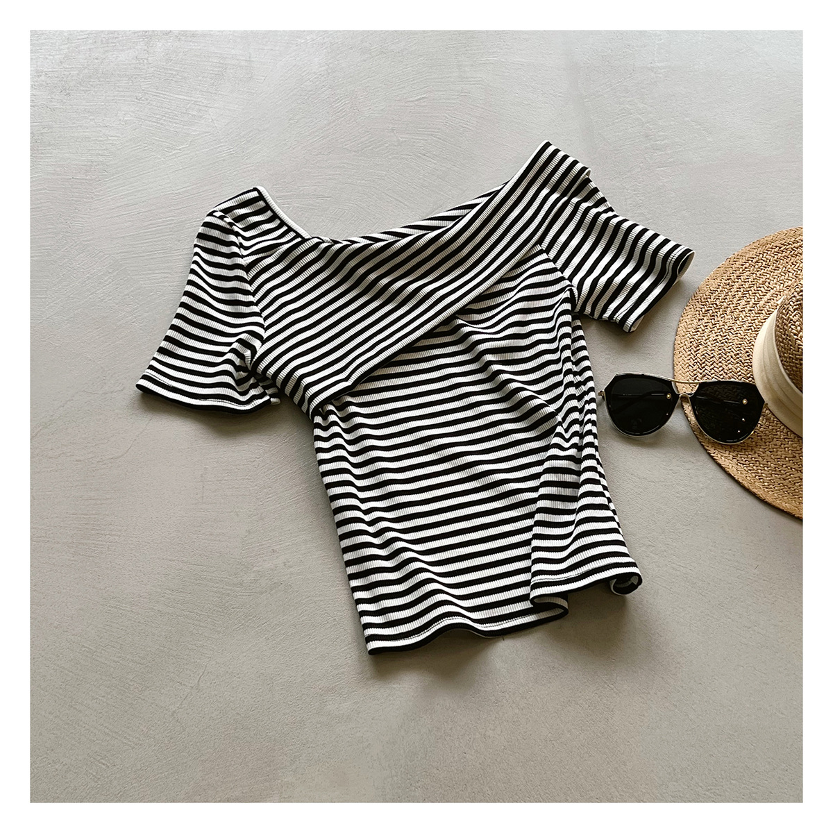 Real shot~Design sense strapless short-sleeved striped T-shirt female 2023 summer temperament self-cultivation niche sloping shoulder top