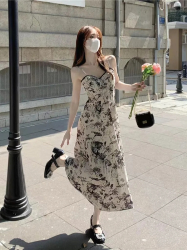 Xiaoxiangfeng retro floral suspender skirt suit  spring and summer new cardigan slim dress two-piece set female