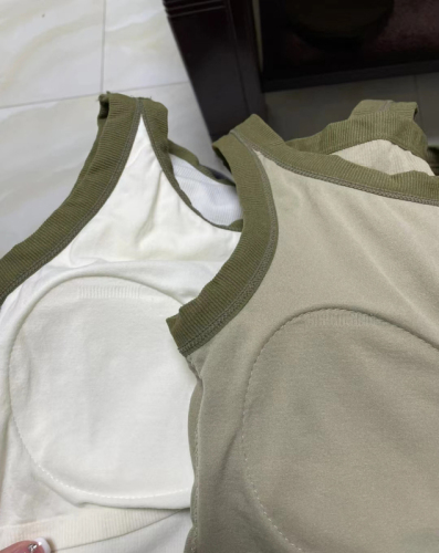 Korean version of the color contrast vest women's summer bottoming shirt with chest pad top 2023 new