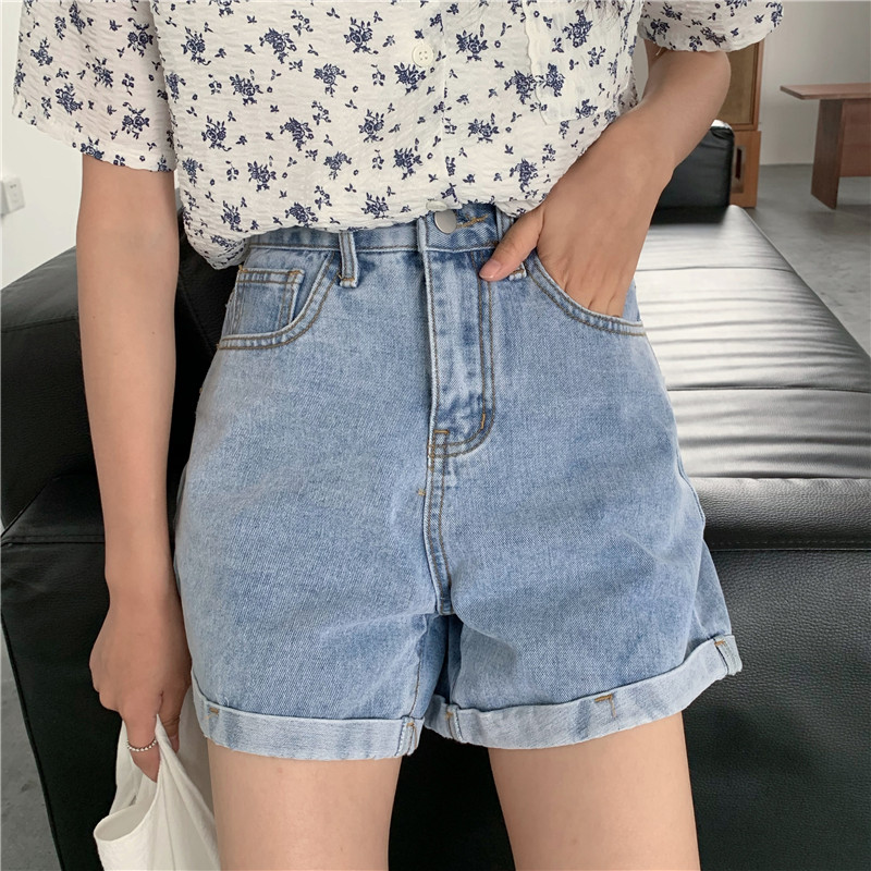 Real shot Summer dress thin section hot pants a word high waist outer wear rolled edge wide leg shorts jeans women
