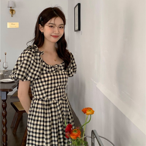 Korean version of the girl's age-reducing retro plaid dress women's summer new loose-fitting meat-covering college style niche long skirt