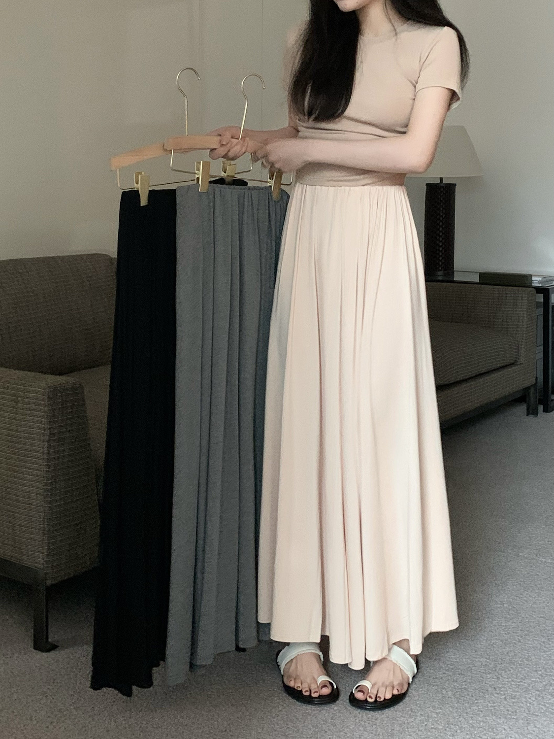 Pure color long skirt women's summer Korean version 2023 new high waist slim elastic waist all-match A-line skirt
