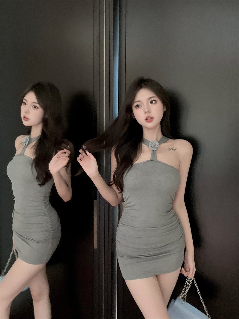 Real price~Summer new pure desire sexy slim halter neck dress femininity strapless hip skirt
