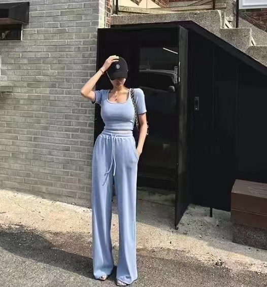 Korean solid color slim and comfortable round neck short-sleeved T-shirt with elastic waist casual pants suit