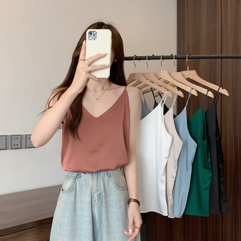Real shot~ camisole women's inner suit white and black bottoming shirt satin imitation mulberry silk acetate top summer v-neck
