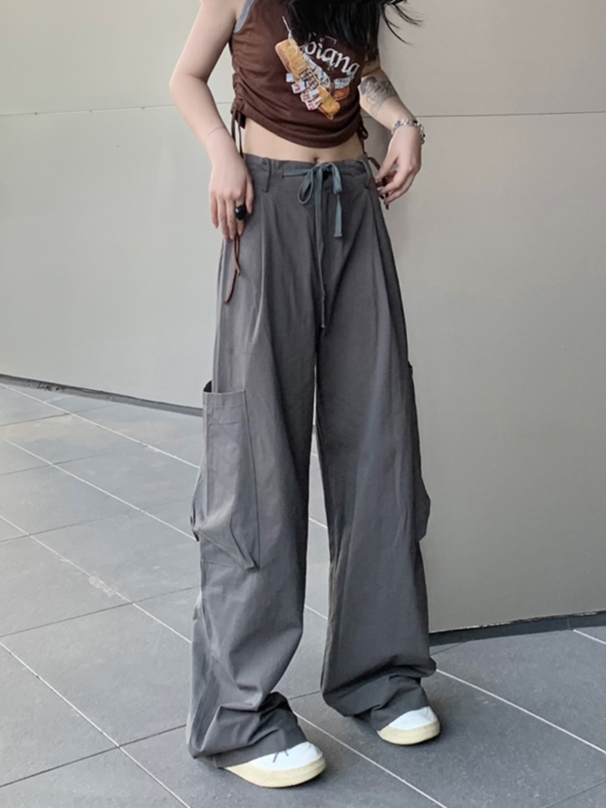 Summer new hot girl low waist drawstring three-dimensional pocket overalls women's loose straight casual wide-leg mopping trousers