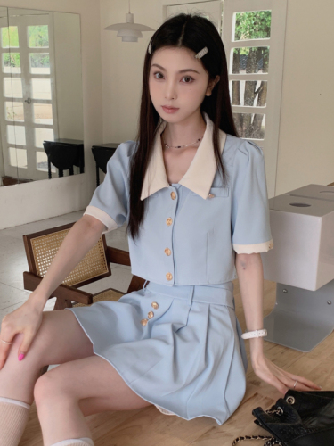 Real shot Xiaoxiangfeng age-reducing suit short shirt top summer pleated high waist skirt suit