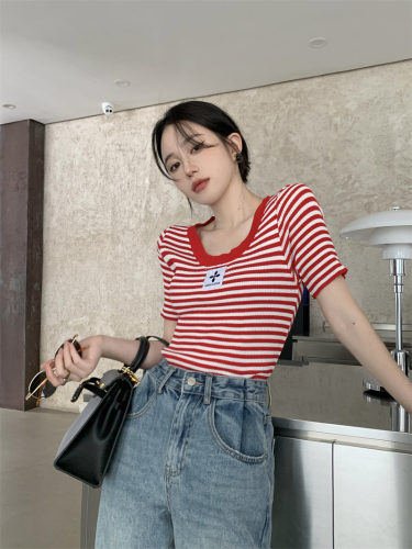 Real shot real price ~ 4 colors new fashion all-match U-neck striped Korean style simple cross label short-sleeved T-shirt for women