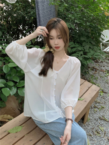 Actual real price Korean style retro lazy loose chiffon top holiday wind drape slim V-neck sunscreen shirt