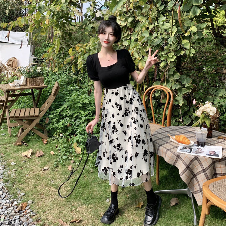 Super fairy temperament Mori first love fake two-piece dress 2023 summer temperament age-reducing girl high-end skirt