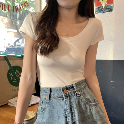 Fashionable super hot Korean version summer new solid color all-match short-sleeved T-shirt female U-neck slim-fit short section slim top trendy