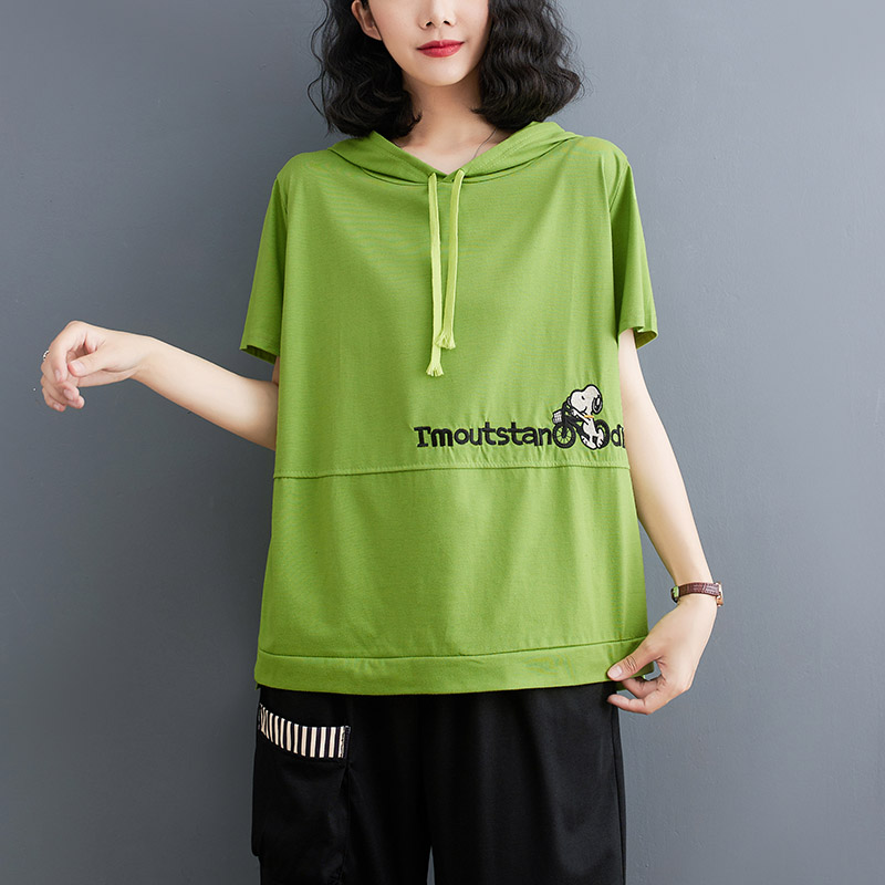 Real shot of 2023 new summer dress ladies short-sleeved embroidery T-shirt large size loose slim hooded top all-match casual