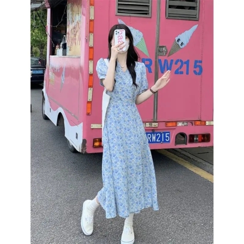 V-neck floral dress women  summer new waist slimming long skirt gentle wind short-sleeved super fairy tea break skirt