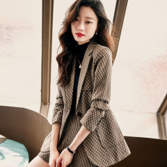 Small suit suit female 2023 new spring and summer light luxury casual fashion temperament small fragrance suit shorts suit
