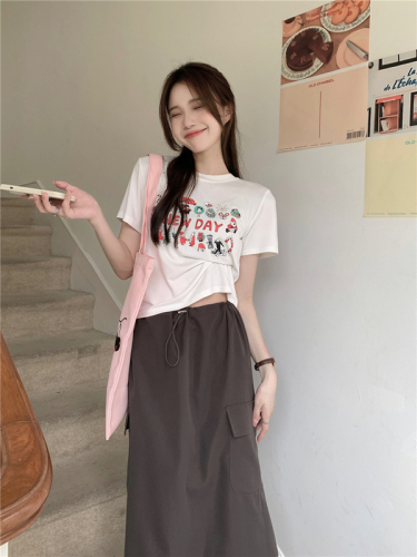 Real shot real price Korean niche pattern short-sleeved T-shirt top high waist slit drawstring design tooling skirt