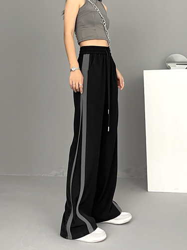 Fashionable super hot summer new sports pants women's new loose-legged pants small people look thin casual pants tide