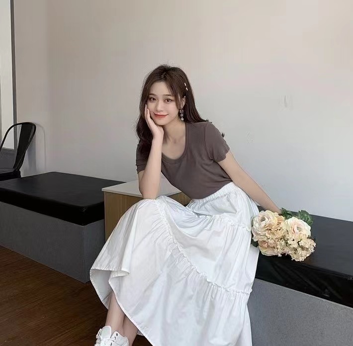 2023 spring and summer new skirt with wooden ear side stitching high waist slim a-line cake skirt mid-length female skirt trendy