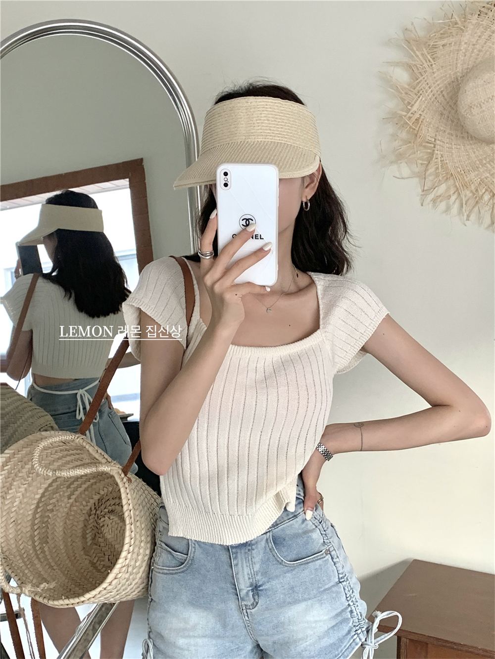 Short-sleeved knitted sweater women's 2023 summer new vertical stripe round neck back tie short top