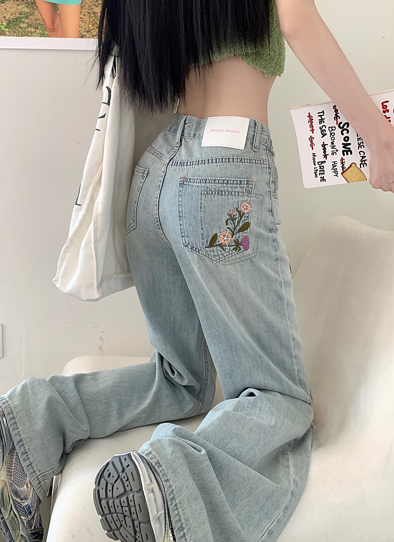 Real price real price 2023 summer new heavy industry flower embroidery jeans women's big holes loose straight wide-leg pants