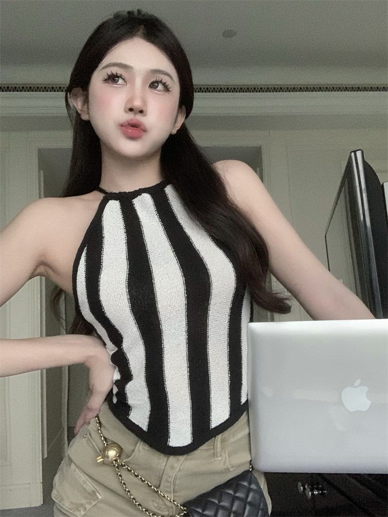 Real price real price Summer off-the-shoulder hit color striped sexy knitted all-match halter neck vest