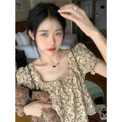 Korean sweet yellow floral puff sleeve shirt women's summer 2023 new chic chic square collar loose top