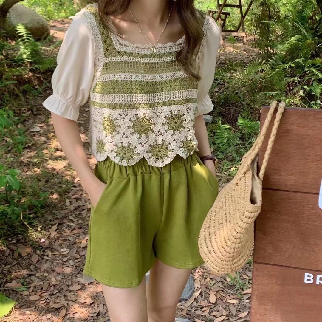 French square collar hollowed out soft and sweet style embroidery lace stitching short-sleeved temperament square collar top women's trend