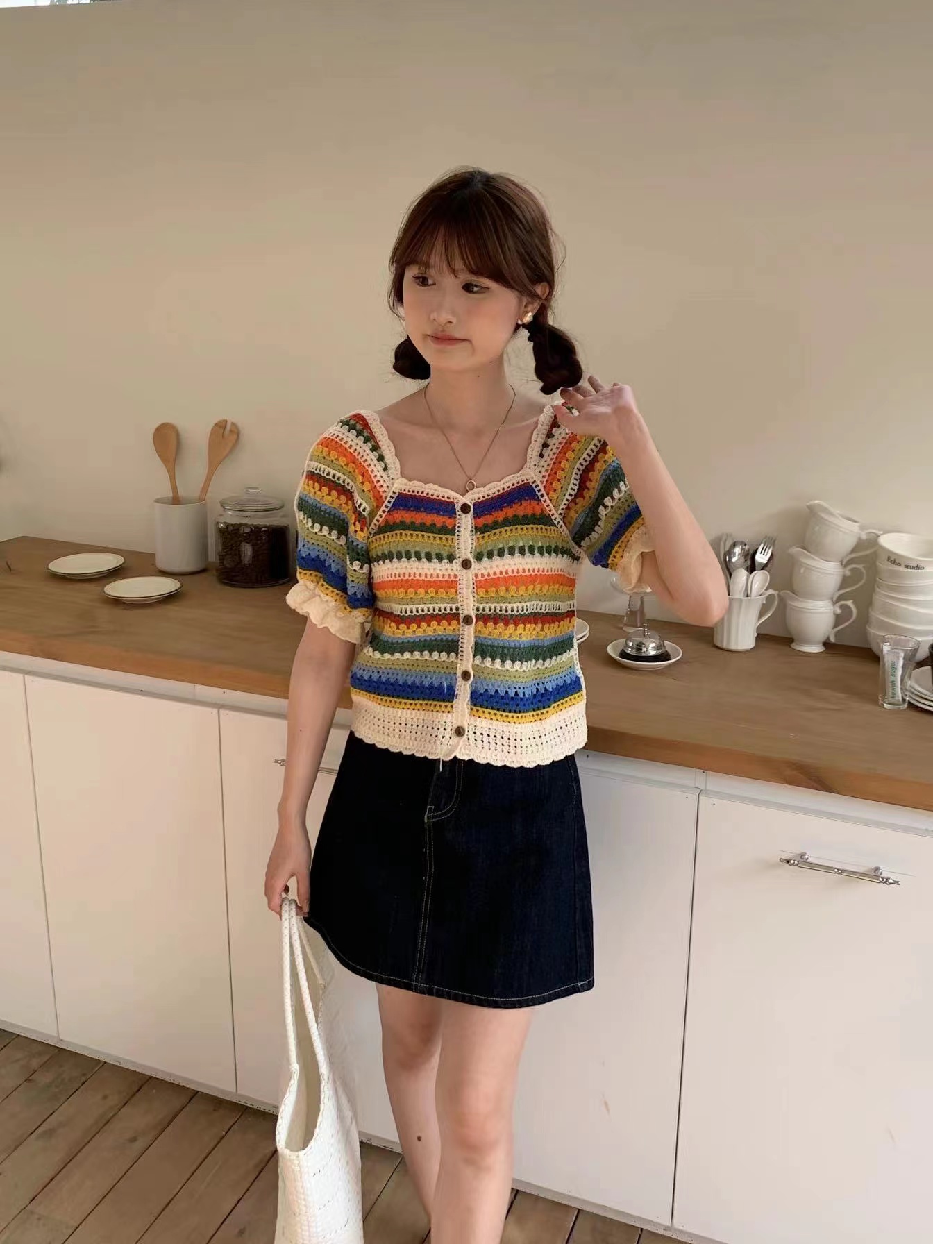 Color striped square collar short-sleeved top 2023 summer new slimming niche single-breasted short knitted cardigan women