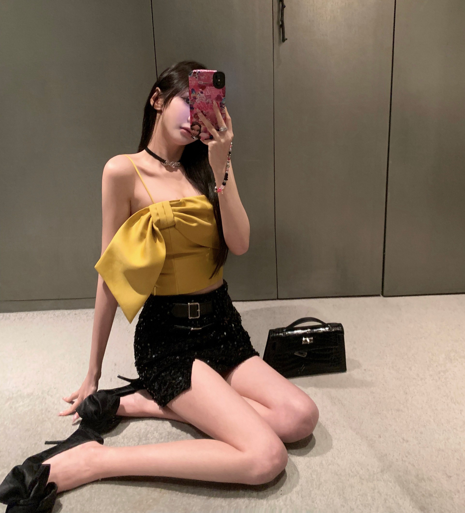 CHICYOU Advanced Positive Yellow Three-dimensional Big Bow Knot Sexy Hot Girl Slim Slim Slim Suspender Top Female FF