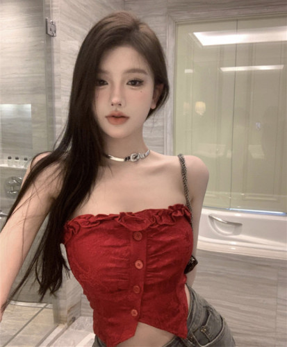 Real shot real price hot girl who purely wants to look thinner waist short wooden ear tight tube top suspender with small vest female