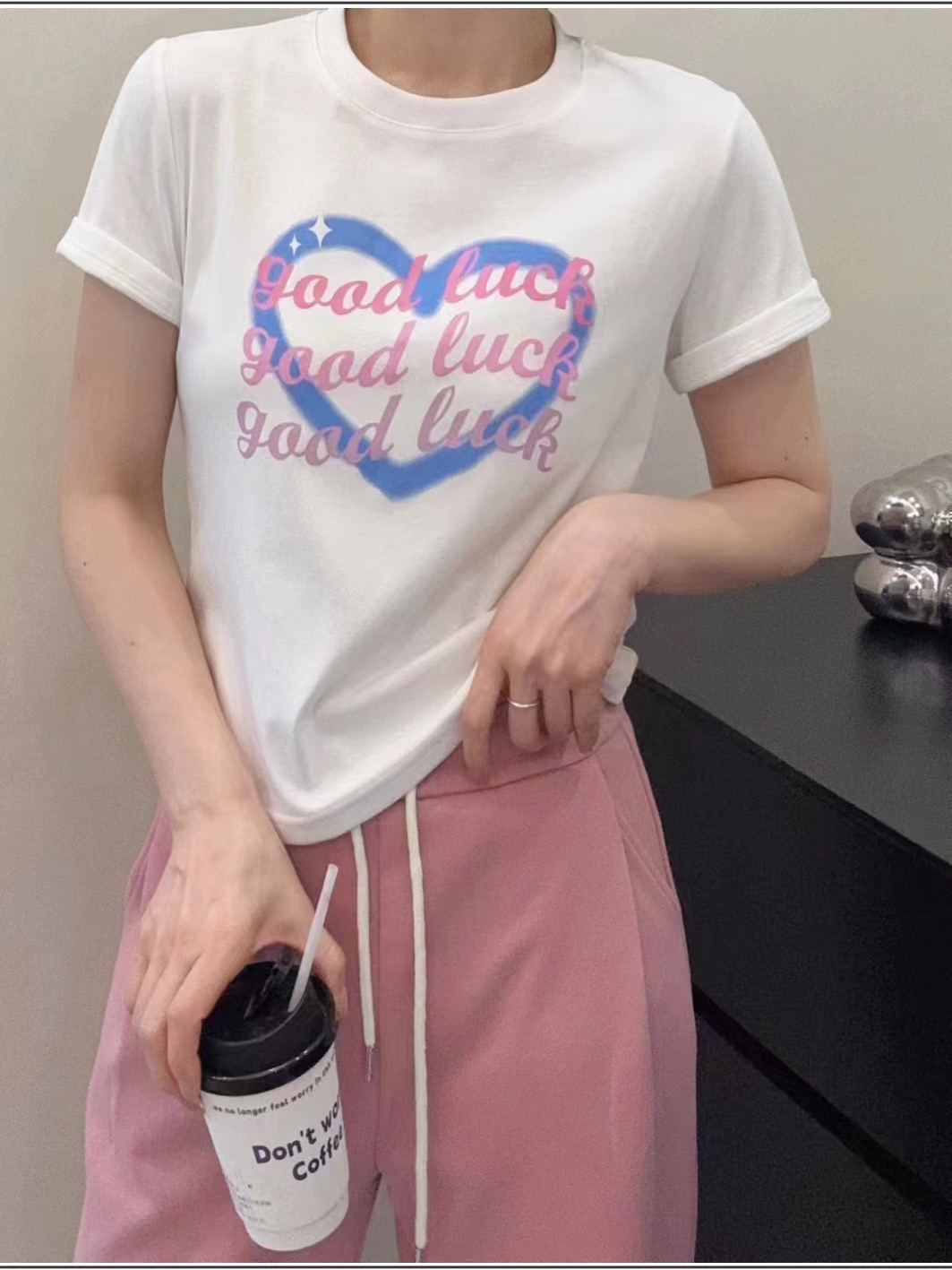 Front shoulder T-shirt 2023 summer new Korean style fashion all-match love letter printing short-sleeved top women