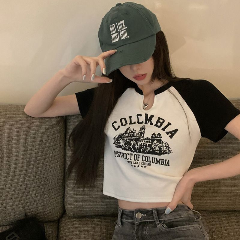 Hot girl tops V-neck short-sleeved t-shirt women's summer 2023 sweet stitching retro design sense short student tops trendy